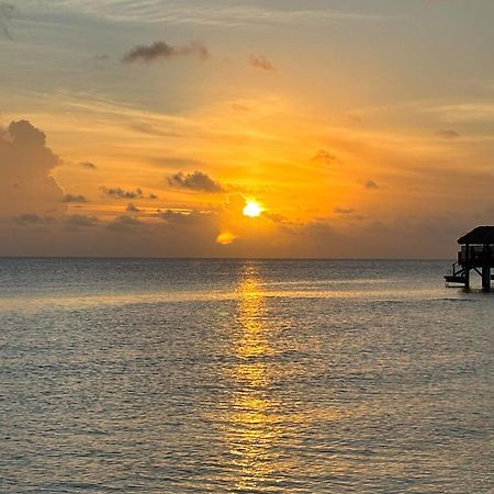 Kahaia Lodge Avatoru Dış mekan fotoğraf